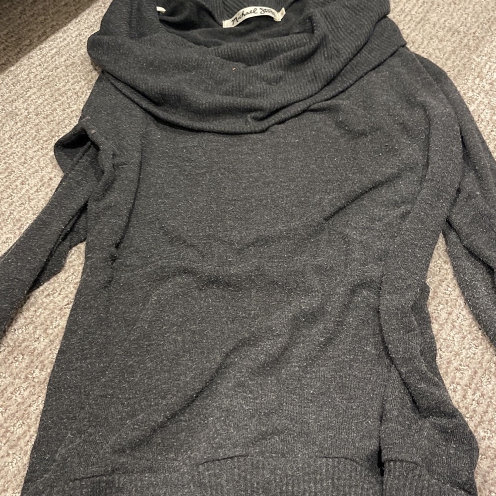 Michael Star Women’s Sweater 
Size Small